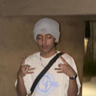 _moekaveli's profile picture. golden child💯