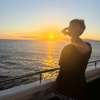 hxxntrr's profile picture. building 0% interest leverage systems via my jewish rabbis
need to fund your business? book here:
https://t.co/ZweoBx8JKn