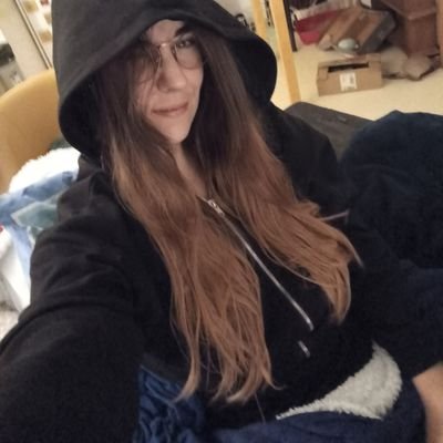 Tatouni_'s profile picture. Random facts and rant about @Nagrouni