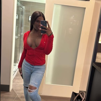 SexxxySloan's profile picture. KARTERS SISTER 💙 Shy men say hi to me 🍒Fly Women Need Privacy 💗 broke boys say bye to me ✌🏾 ages 25 + up 🪵🍑 😉 Ft Show