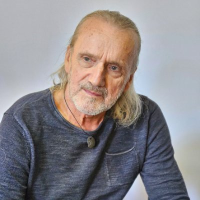 roman_bednarek2's profile picture. Dziennikarz emerytowany, bloger, autor książek, miłośnik kina i literatury, a także jazzu, jazdy na rowerze, podróży i innych przyjemności.