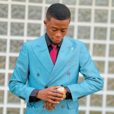 NzambiSchadrack's profile picture. 