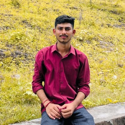 SureshPanw5508's profile picture. न कभी हिम्मत हारना, न कभी पीछे मुड़ना,
मुश्किलें जितनी भी हो जीवन में तुमको है बस आगे बढ़ना💯✨😎