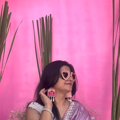 desi_galpower's profile picture. farzi engineer let’s get into creative content .. beware it’s a clickbait account ..