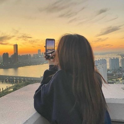 1Neobright's profile picture. 🌈新しい自分を見つけよう🌈 ＼ライバーデビューを応援します！／ ✴︎ 還元率100%、あなたの夢を全力支援 ✴︎ 未経験者も安心！無料サポート充実 ✴︎ 事務所限定の特別イベント多数開催中