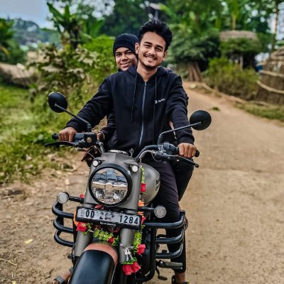 D52AsisBeherA's profile picture. D&A FOREVER 🤞🤞🤞