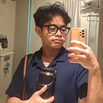 dolathexplore's profile picture. against academic pressure || gym and eating addict 🫠
