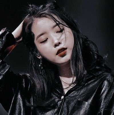 bluukmj's profile picture. ☆  gotta let the rain pour down to see the blue