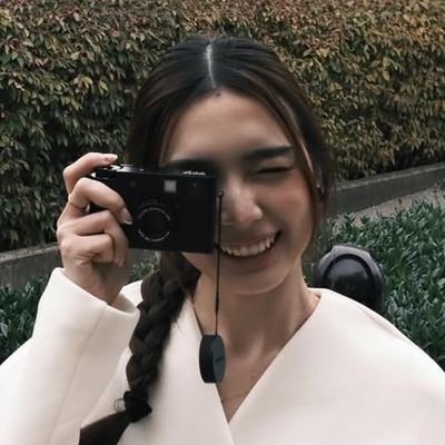 chmn9yu's profile picture. calm lives within thirteen🫧