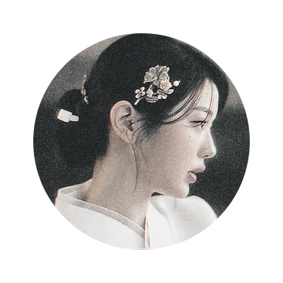 sasny's profile picture. 1͟9͟9͟9: ͡𝗉𝖾𝗋𝖿𝗎𝗆𝖾, 𝖾𝗅𝖾𝗀𝖺𝗇𝗍 𝖻𝗎𝗌𝗂𝗇𝖾𝗌𝗌 𝗈𝖿 𝗍𝗁𝖾 𝗀𝗂𝗋𝗅. ꨄ︎