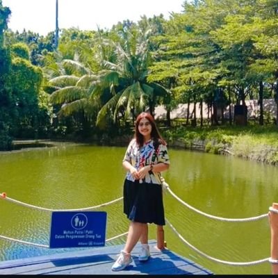 halloweewn's profile picture. 