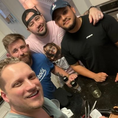 DrewHankins_'s profile picture. #ATT 三世 Sansei 🇯🇵🇺🇸 IL/WI Director 🏠MN ➡️ IL ➡️ IN ➡️ DC ➡️ VA ➡️ TX ➡️ KS ➡️WI - Lego Architect 🏗️- Occasional Dragon Slayer 🐉 — Chess Guru ♟️