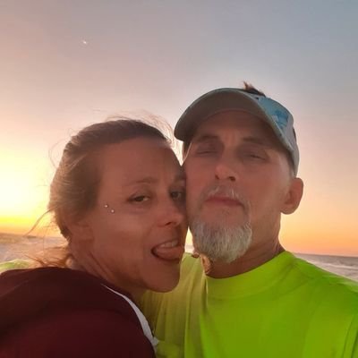 Verynaughty0123's profile picture. 42 fl business personal assistant, self employed school full time