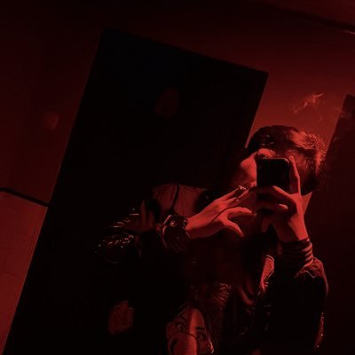 sickfeelinggz's profile picture. better then your ex, harder then your next