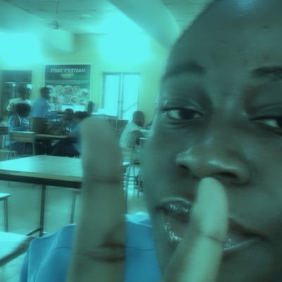 thaareallois's profile picture. 