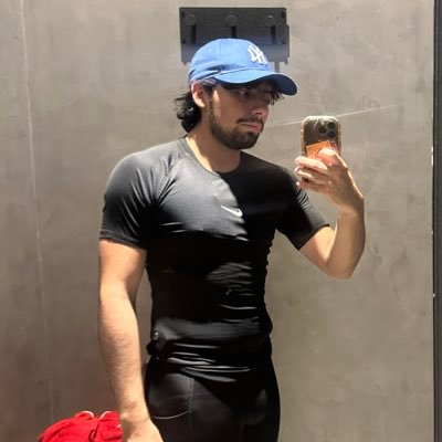 kcidbrbr's profile picture. ☣️solo a pelo, depravado, olores, aquí somos 100% amantes de los dulces💎💍💨⚡️🚀