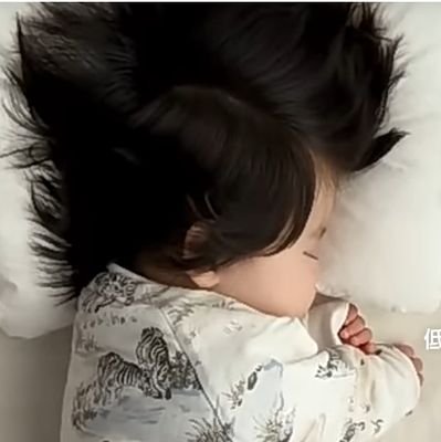 fWEd55rqPT28042's profile picture. 🩷高市早苗総理・トランプ大統領・安倍首相・浜田聡先生を尊敬しています🩷スパイ防止法推し🩷家族を大切にする5人のお母さん
🩷感謝🩷DMはできません。ごめんなさい💦🩷