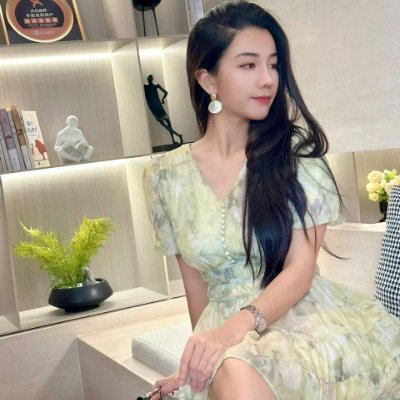 joycelween's profile picture. 🌊Democratic woman | ⛳️Avid golfer | 🏦Business owner | 👻Anyone who voted for Trump is helping this country to be destroyed 🚫MAGA