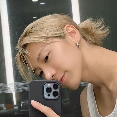 suhnflowerj_'s profile picture. rps • fan account • nct enjoyer •  🐈🐈‍⬛ • hi, jangan nakal ya nanti aku gigit. kalo gak suka johnten jangan follow | talk a lot about random stuffs.