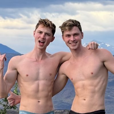 czechtwins's profile picture. Off. prof. of your favorite Twins😜 Be a part of our private life and enjoy our exclusive conten https://t.co/tIastiS8Ed