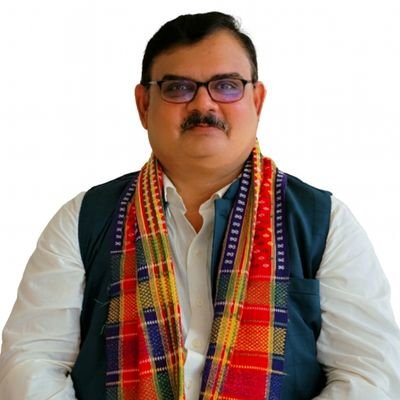 gkdelhi8's profile picture. Registrar, MTS Open University,
An academician who believe that consciously or unconsciously we all strive to make the kind of a world we like.