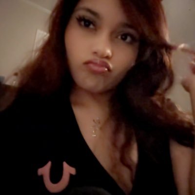 kaylaswrld's profile picture. small glimpse into my brain ||||  21