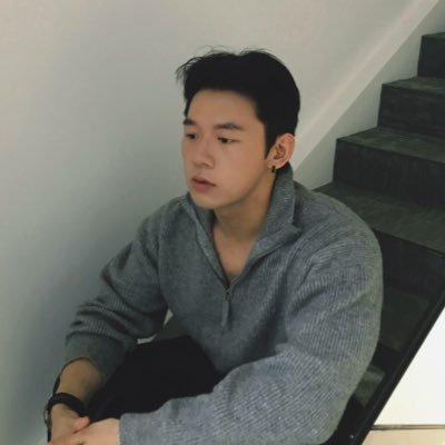 lailailianbuda's profile picture. 阴暗老鼠人/在这里说我生活中的不开心/努力成为开朗阳光的人/希望你继续热爱生活/🚪288 【推止于推 盗图替我倒霉】