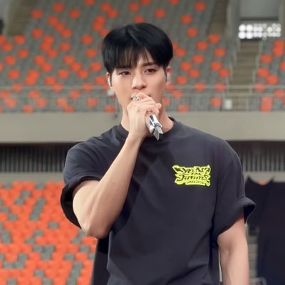 @n8hyuck