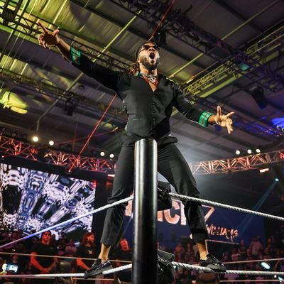 NoTricksNeeded's profile picture. Blending in like a chameleon to please the crowd, business to be handled only relies on Trick to do one thing. Eliminate the odds.┊@_TrickWilliams parody.