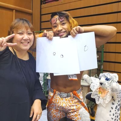 HYOHYO1104's profile picture. DRAGON GATE豹選手が、めっちゃ大好きで推しまくってます🤭💕いつも自分の事より仲間の事を思い、更なる高みを目指し、日々努力を欠かさない姿、ファンの名前や顔をしっかり覚え毎回優しく笑顔でお話してくれて幸せな気持ちいっぱいにしてくれる所が大好きです🤭💓豹選手は私の生きる糧✨これからも全力で応援し続けます💛