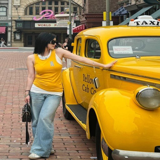 Breater11494's profile picture. balancing chaos with caffeine