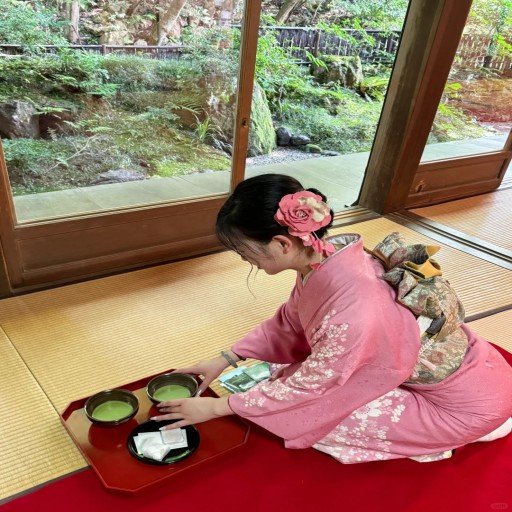 Voutea21133's profile picture. soft energy, strong opinions