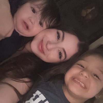 gabrielaaelenaa's profile picture. 