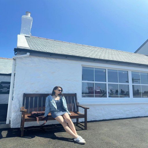 Ekeapes730's profile picture. aesthetic: calm chaos