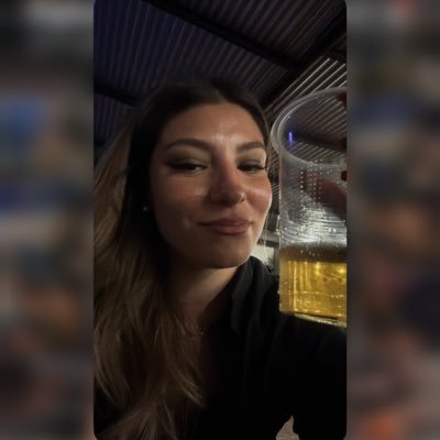 RenataMedinaE's profile picture. nada importante para ver