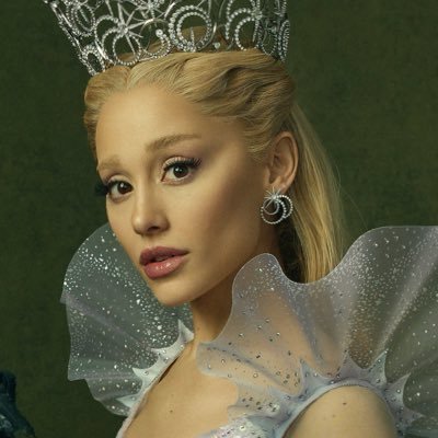 ArianaToday's profile picture. the #1 source for the latest ariana grande news. contact: arianatodaynet@gmail.com • not affiliated with ariana grande or her team