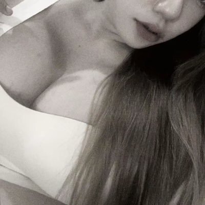 AommeSexx51846's profile picture. ขี้เหงาทักมาหน่อย💦 อายุ25ปี อ้วน/แก่ไม่ต้องทักมานะ ส่งรูป=ตอบ สาวอวบงับ🐷💗🍼400cc