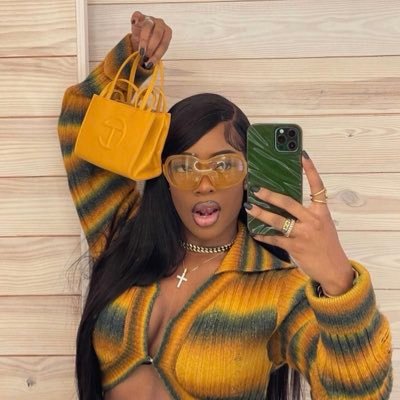 tunabae001's profile picture. 