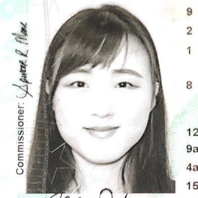 JiMin372251's profile picture. 