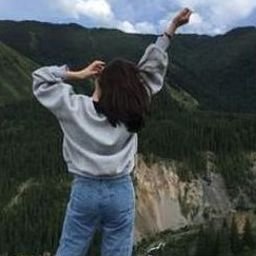 Gesie216870's profile picture. 