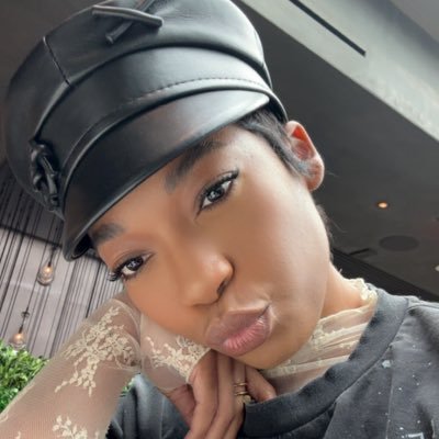 miyashelae's profile picture. your favorite interior girl 🛋️ https://t.co/YIgv45uRfT