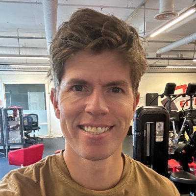 RonnyBruknapp's profile picture. Building REAL Vibe Coding applications as a one-person powered by AI, while only consuming beef & water.