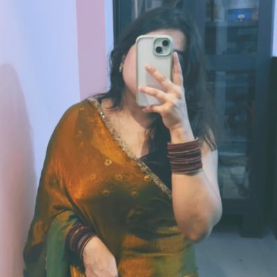 Its__nisha's profile picture. || Artist || Memes ||