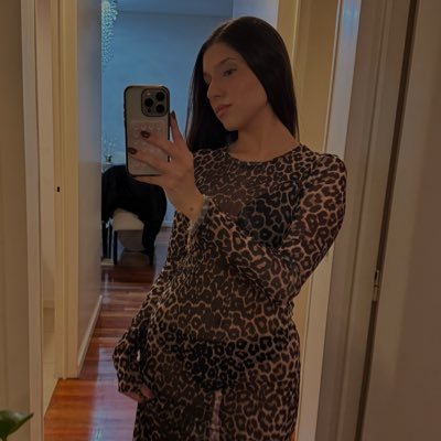 agusdominnguez's profile picture. algunos nacemos estrella y otros estrellados