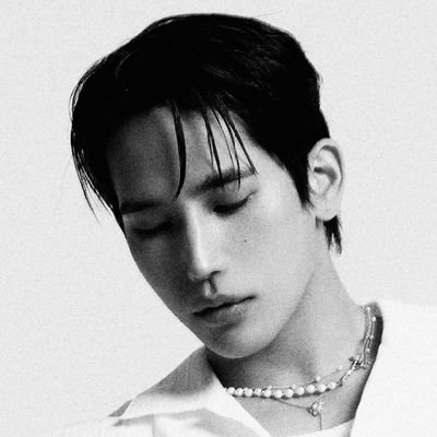 iamxapexstate's profile picture. i’m 𝙖𝙪𝙩𝙝𝙚𝙣𝙩𝙞𝙘, i’m 𝙭, i’m 𝙜𝙤𝙙, and it is so.