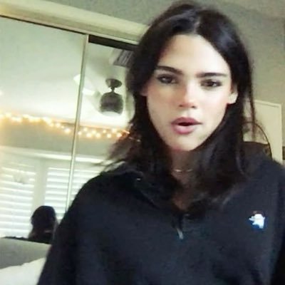 user752849246's profile picture. 