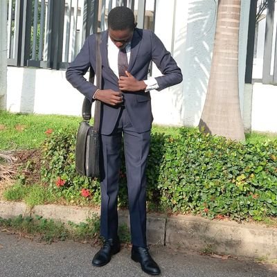 OluwaSigma's profile picture. part-time god of stories.  applied mathematician. ✍🏾: @lightspeedmag @bcsmagazine @fandsf @podcastle_org @fantasymagazine etc. ignyte award winner.