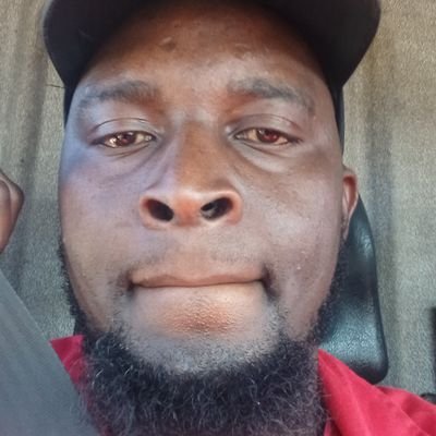 simon344403's profile picture. 