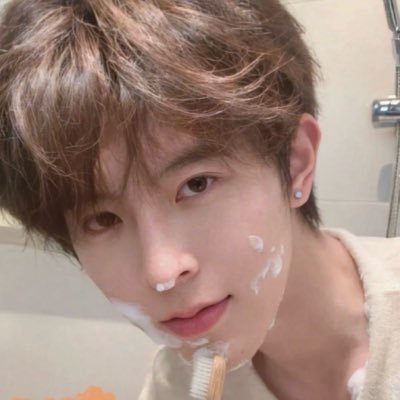 KKKHAWSWL's profile picture. 