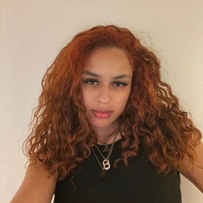 Claire8191529's profile picture. 